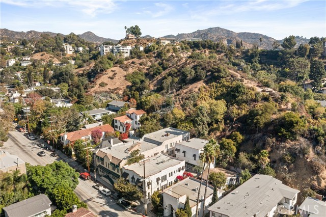 MLS #OC25201494 image #10