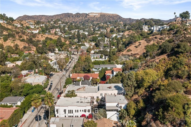 MLS #OC25201494 image #11