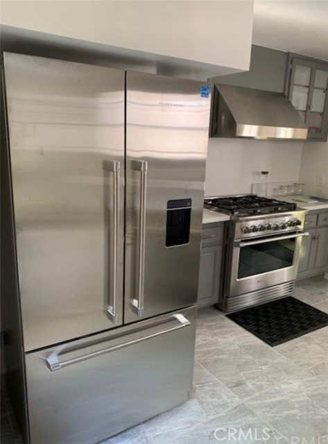 MLS #OC25201494 image #21