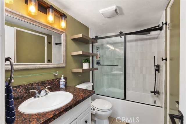 MLS #OC25201580 image #19