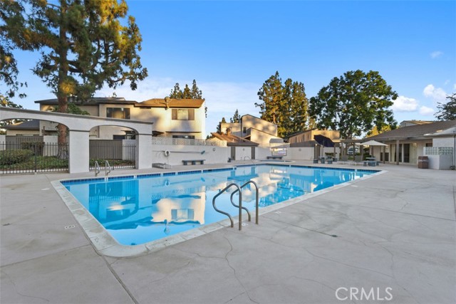 MLS #OC25201580 image #25