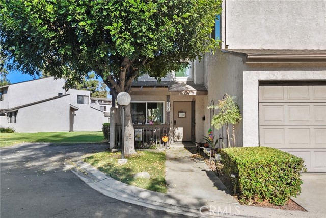 MLS #OC25201580 image #4