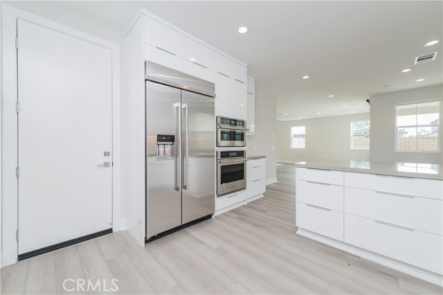 MLS #OC25201628 image #12