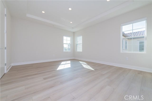 MLS #OC25201628 image #25