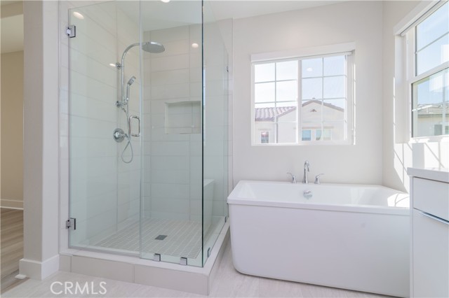 MLS #OC25201628 image #29