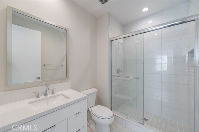 MLS #OC25201628 image #3