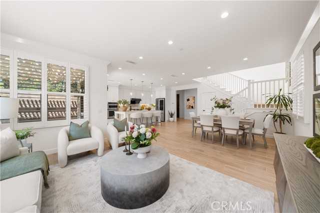 MLS #OC25202122 image #12