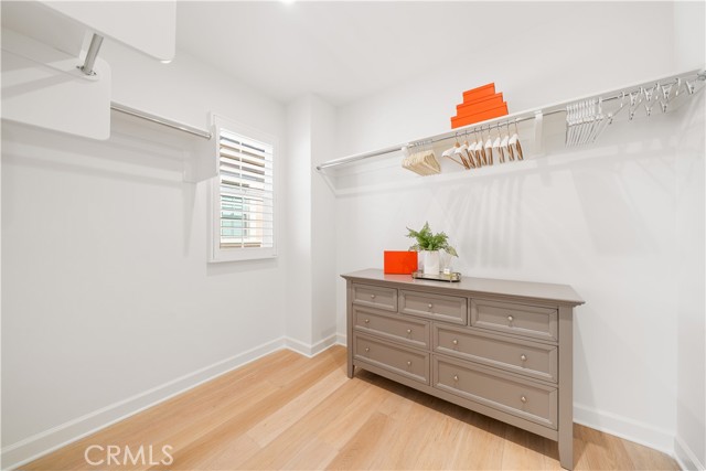 MLS #OC25202122 image #27