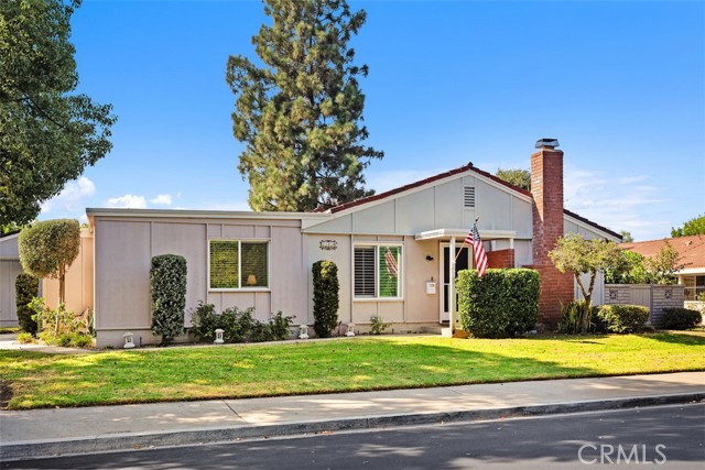 MLS #OC25203087 image #1