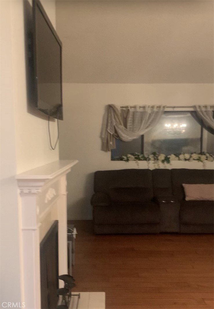 MLS #OC25203349 image #11