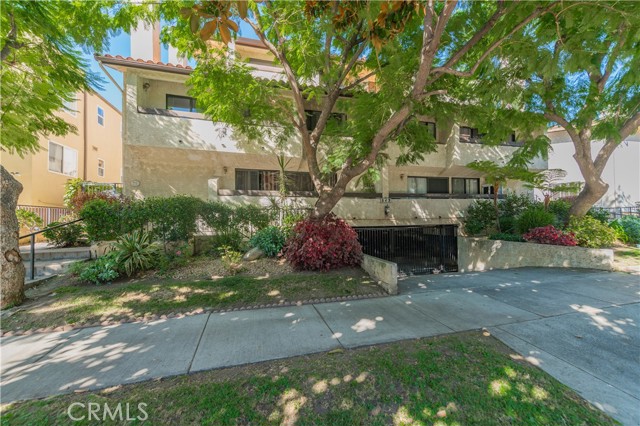 MLS #OC25203939 image #26