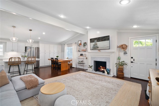 MLS #OC25206181 image #8