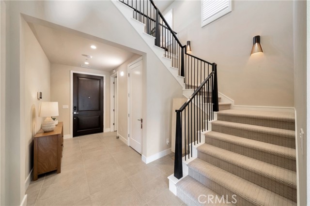 MLS #OC25206742 image #3