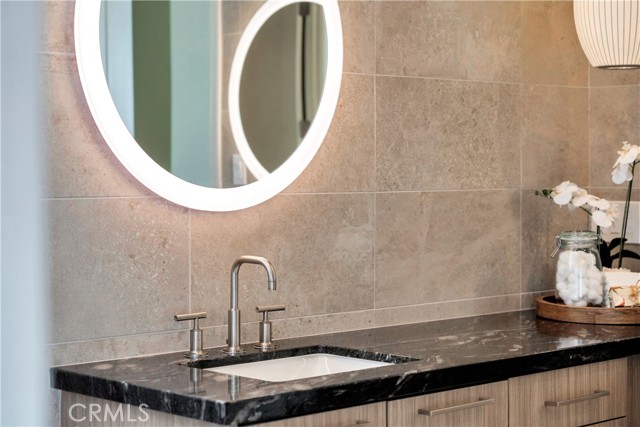 MLS #OC25206742 image #34