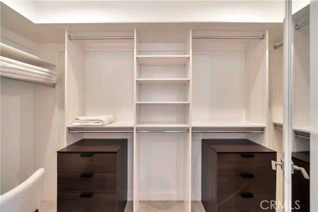 MLS #OC25206742 image #37