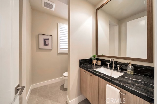 MLS #OC25206742 image #4