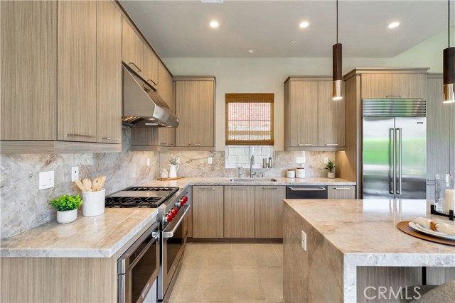 MLS #OC25206742 image #8