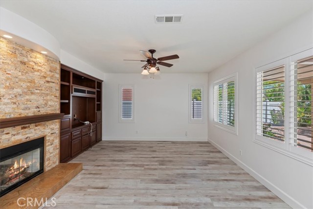 MLS #OC25206865 image #19