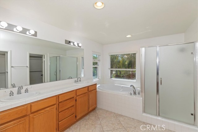 MLS #OC25206865 image #40