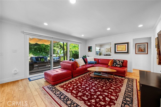 MLS #OC25206982 image #18