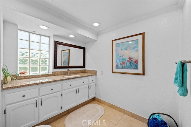 MLS #OC25206982 image #25