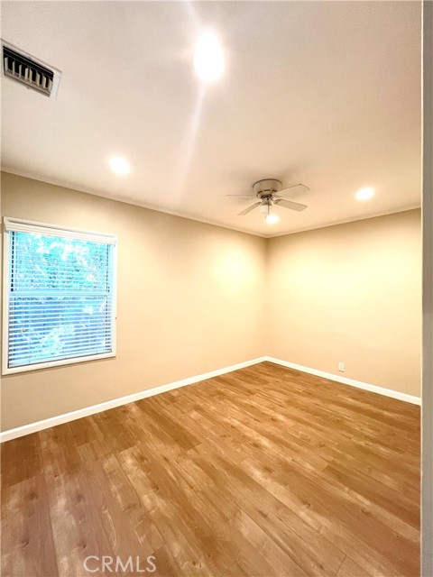 MLS #OC25207079 image #5