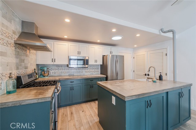 MLS #OC25207139 image #11