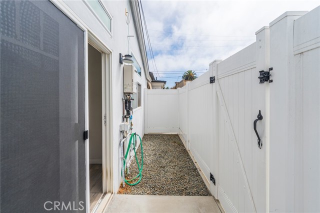 MLS #OC25207139 image #23