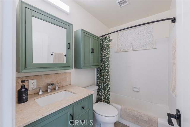 MLS #OC25207139 image #24