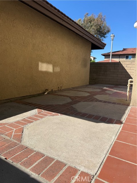 MLS #OC25208087 image #4