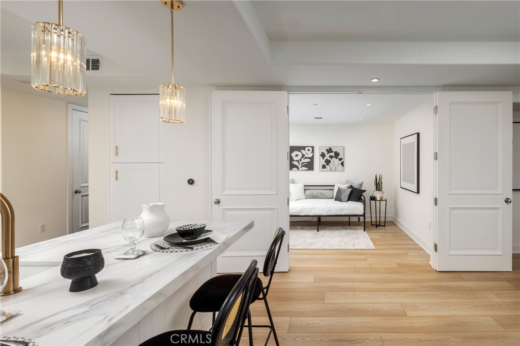 MLS #OC25208173 image #17