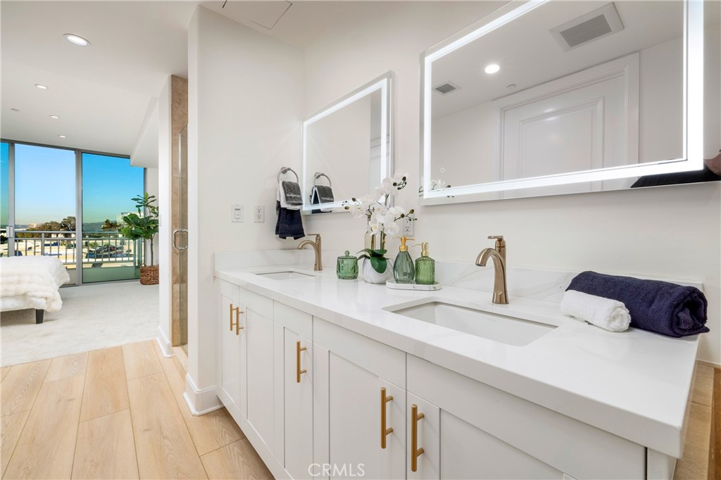 MLS #OC25208173 image #19