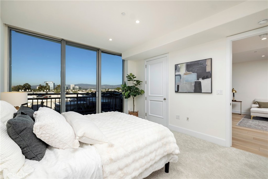 MLS #OC25208173 image #23