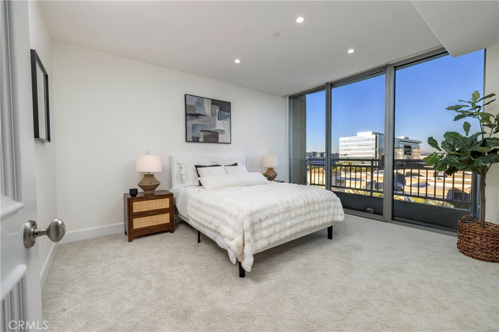 MLS #OC25208173 image #25