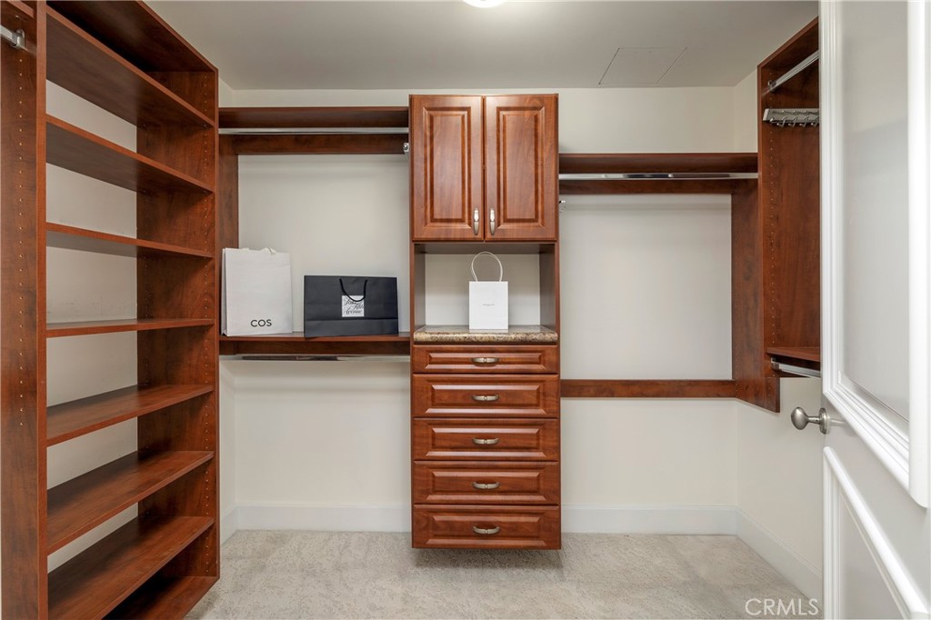 MLS #OC25208173 image #26