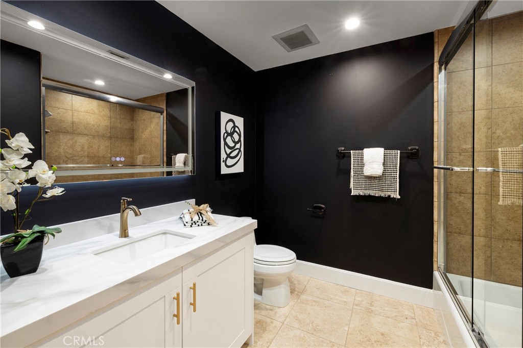 MLS #OC25208173 image #30