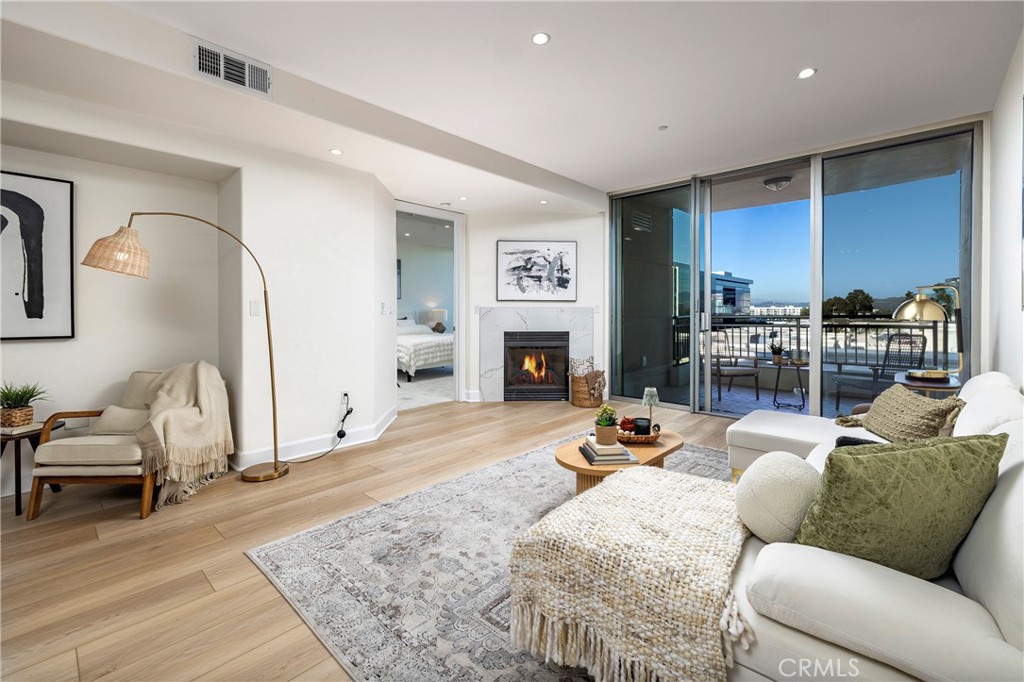 MLS #OC25208173 image #9