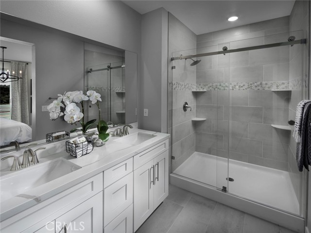 MLS #OC25211882 image #9