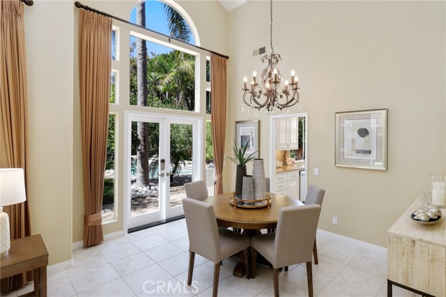 MLS #OC25213319 img 8