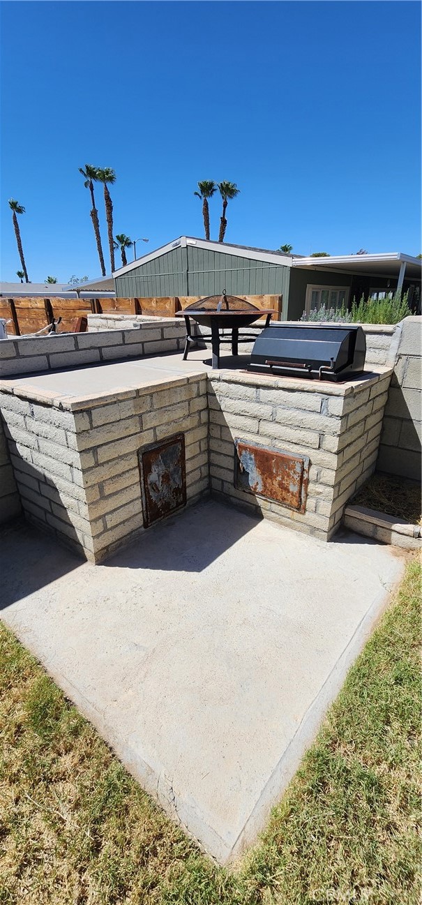 MLS #OC25213882 image #16