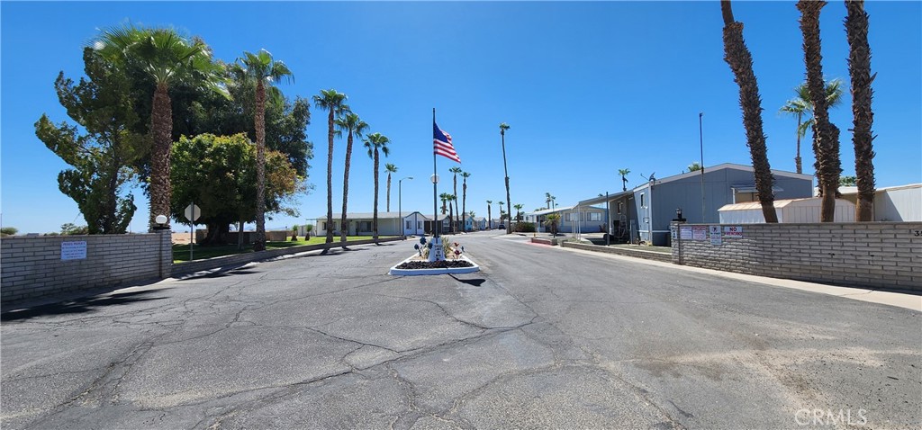 MLS #OC25213882 image #24