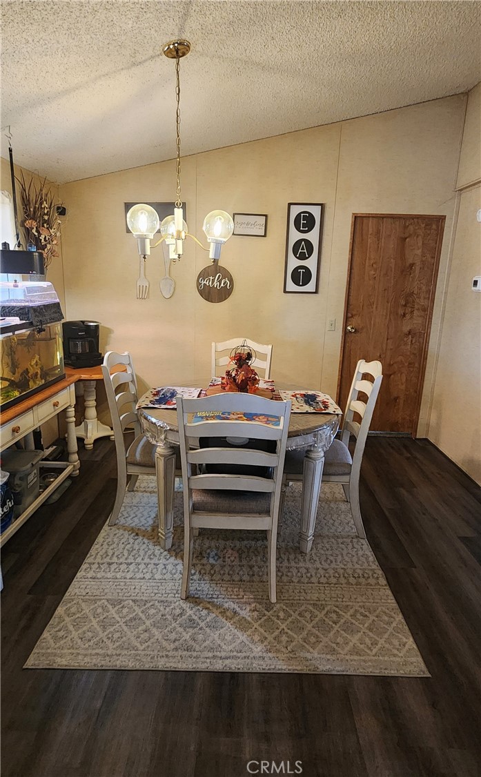 MLS #OC25213882 image #4