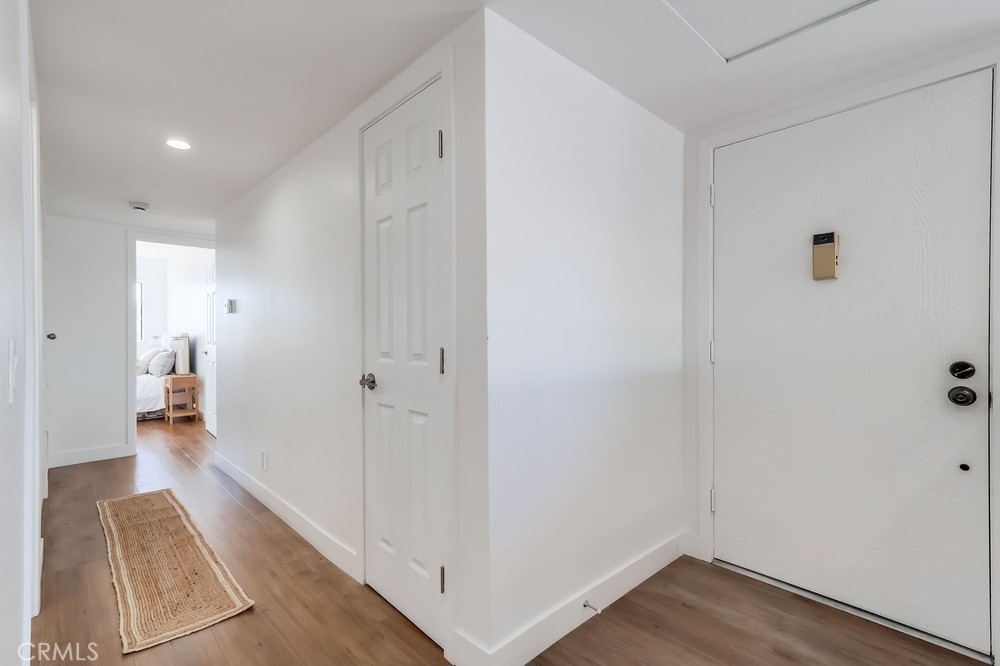 MLS #OC25214031 image #10