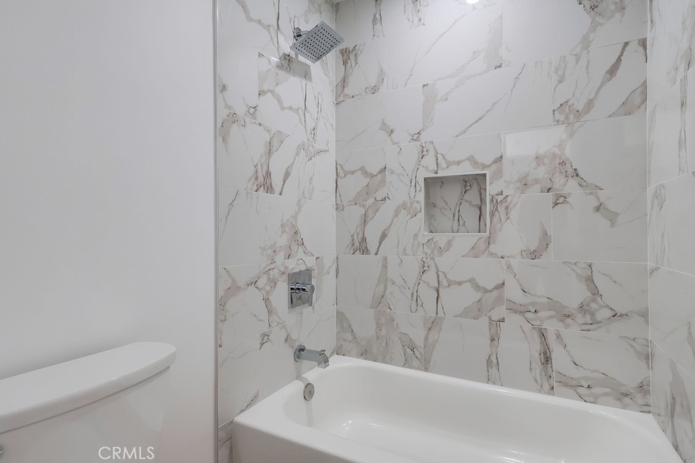 MLS #OC25214031 image #12