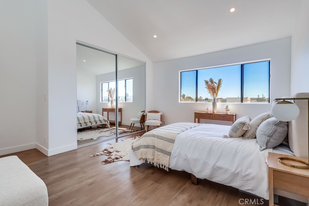 MLS #OC25214031 image #13