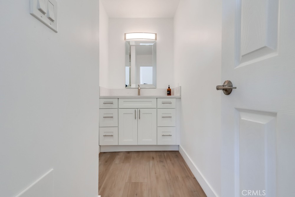 MLS #OC25214031 image #15