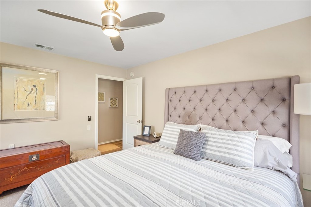 MLS #OC25214230 image #18