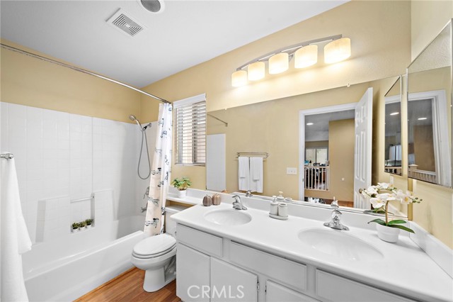 MLS #OC25214266 image #22