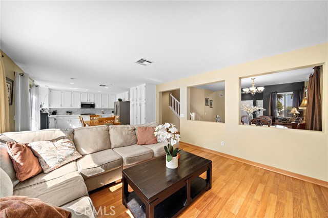 MLS #OC25214266 image #8