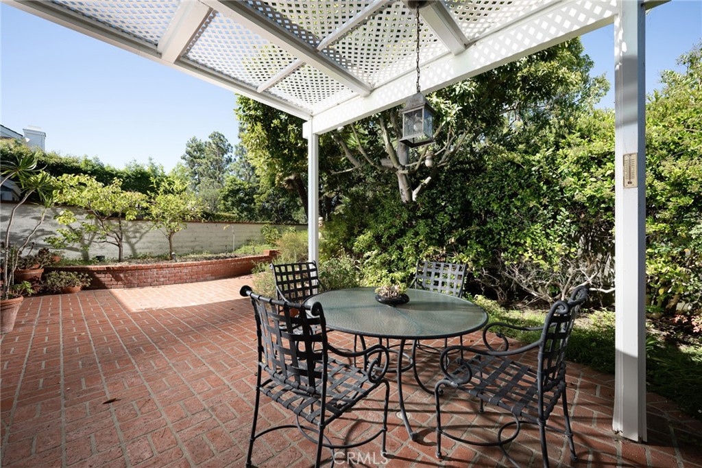 MLS #OC25214394 image #26